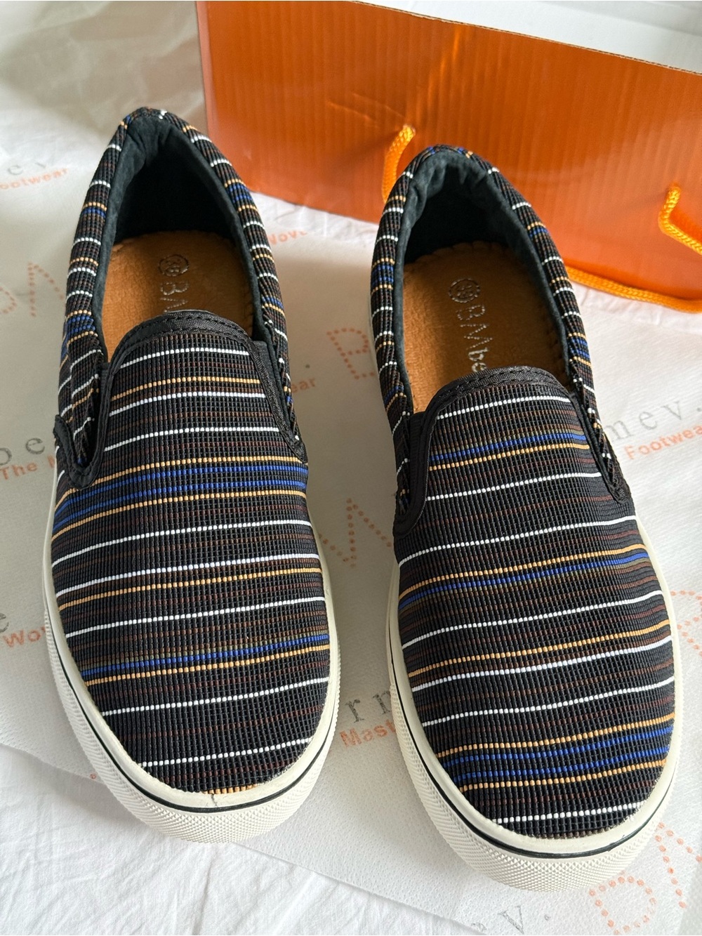 NEW bernie mev. Verona Women’s Black Multi-Stripe Slip-On Loafers size 8.5-9